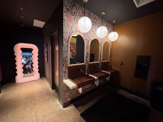 Postino Bryker Woods by null