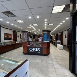 Chawi Jewelers - Interior