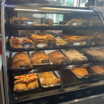 La Segunda Bakery - Here for lunch on the go - Bakeries Near Me - St Petersburg, Florida