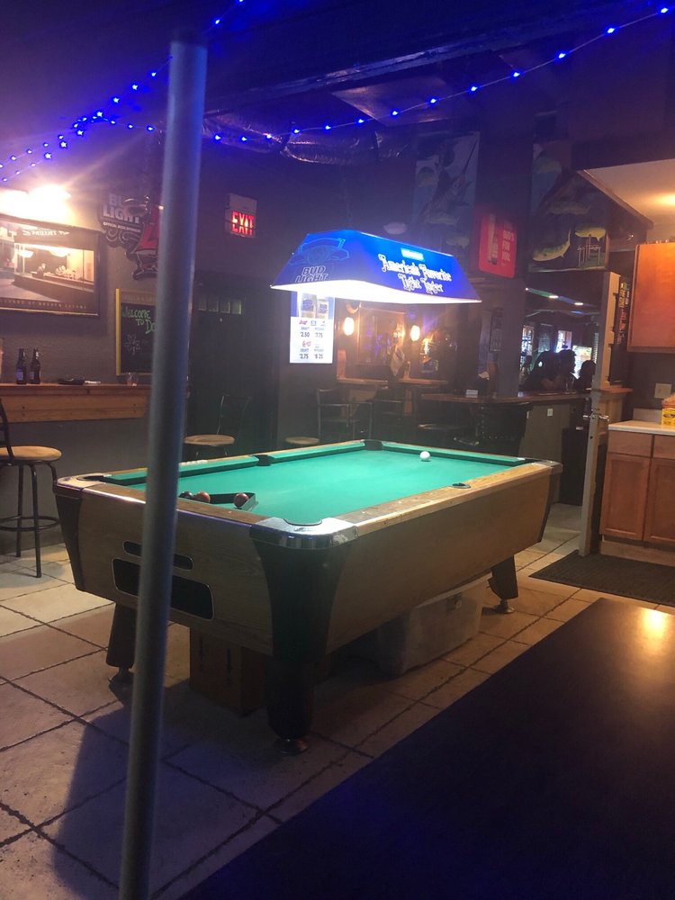 DON’S IRISH PUB Updated October 2024 17 Photos 3007 6th St S