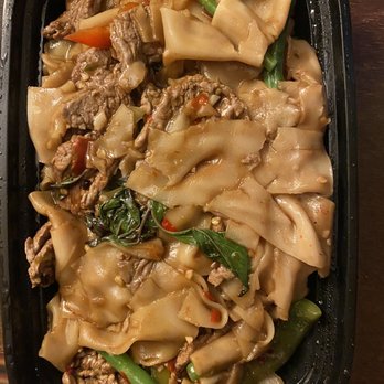 Thai Canteen - Thai Canteen: Pad Kee Mao - Thai Near Me - Davis, California Thai Canteen - Thai Canteen: Pad Kee Mao - Thai Near Me - Davis, California