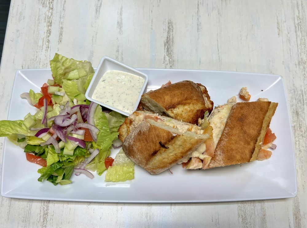 YUM BERRY CAFE & SUSHI BAR Updated September 2024 229 Photos & 129