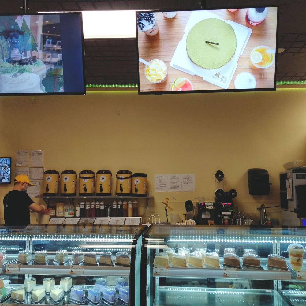 Timeless Tea - Cake case / tea counter - Bubble Tea Near Me - Bellevue, Washington Timeless Tea - Cake case / tea counter - Bubble Tea Near Me - Bellevue, Washington