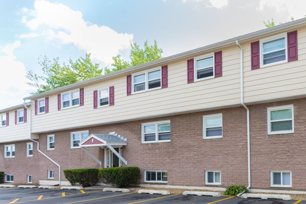 PARKLANE APARTMENTS 15 Photos 208 N Main St, North Syracuse, New