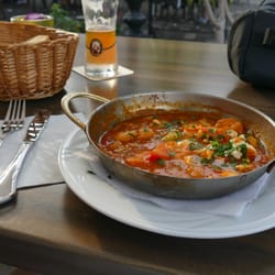 Viktoria - Gamba's Saganaki