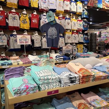 Paradise Found - Interior - Men's Clothing Near Me - Panama City Beach, Florida Paradise Found - Interior - Men's Clothing Near Me - Panama City Beach, Florida