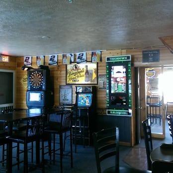 Kranky's Bar - a view of the bar - Bars Near Me - Pewaukee, Wisconsin