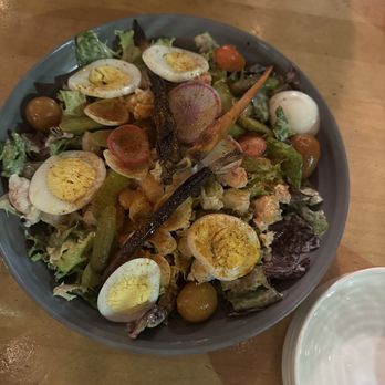 Roe Seafood Restaurant - Roe Seafood Salad - Seafood Near Me - Long Beach, California Roe Seafood Restaurant - Roe Seafood Salad - Seafood Near Me - Long Beach, California