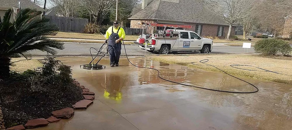 Slide of Acadiana Hydro Kleen