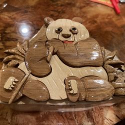 Red Rock Gift Shop - Locking carved wood box. Daughter will be delighted.