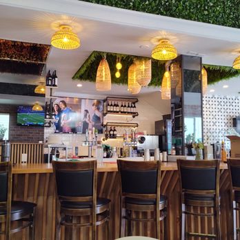 Zoya - The bar area - Mediterranean Near Me - San Diego, California