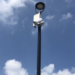 SHD Technologies - Wireless Video Station utilizing power from pole and transmitting video via wireless radios