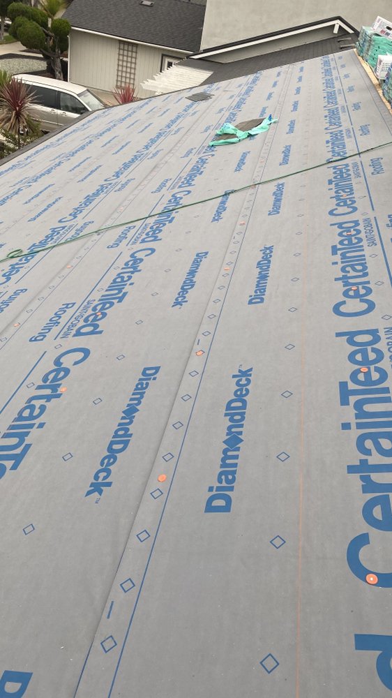 Slide of Island View Roofing