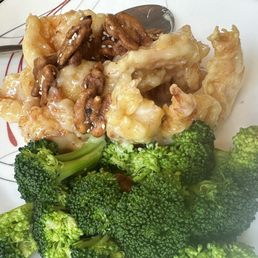 Honey Walnut Shrimp 核桃虾