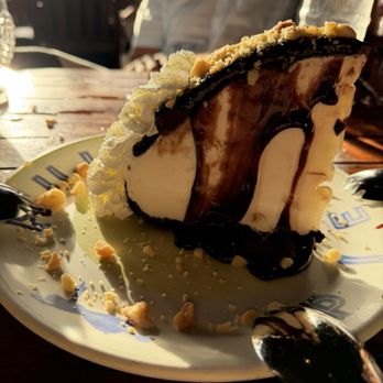 Duke's Beach House - Kimo's Original Hula Pie - Breakfast & Brunch Near Me - Lahaina, Hawaii Duke's Beach House - Kimo's Original Hula Pie - Breakfast & Brunch Near Me - Lahaina, Hawaii