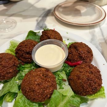 Remas - Falafel Plate - Middle Eastern Near Me - Hamtramck, Michigan