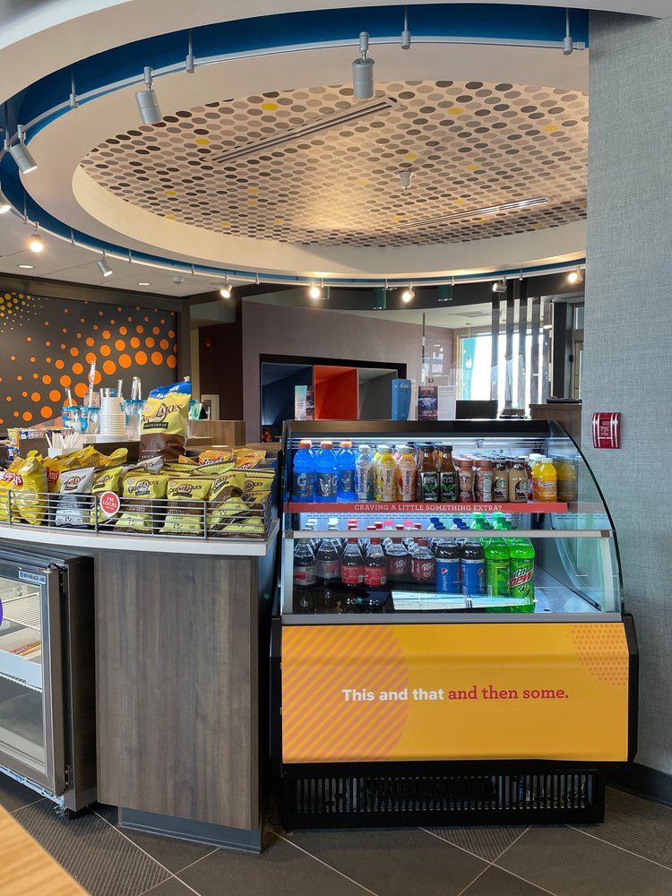 TRU BY HILTON COMSTOCK PARK GRAND RAPIDS Updated August 2024 23 Photos & 12 Reviews 340