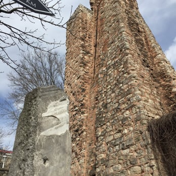 Milion - Landmarks & Historical Buildings Near Me - Istanbul, 34