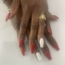 Lucky Nails