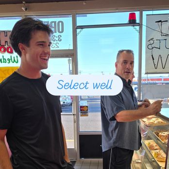 Dizzy Dean's Donuts - customers ordering - Donuts Near Me - Eugene, Oregon