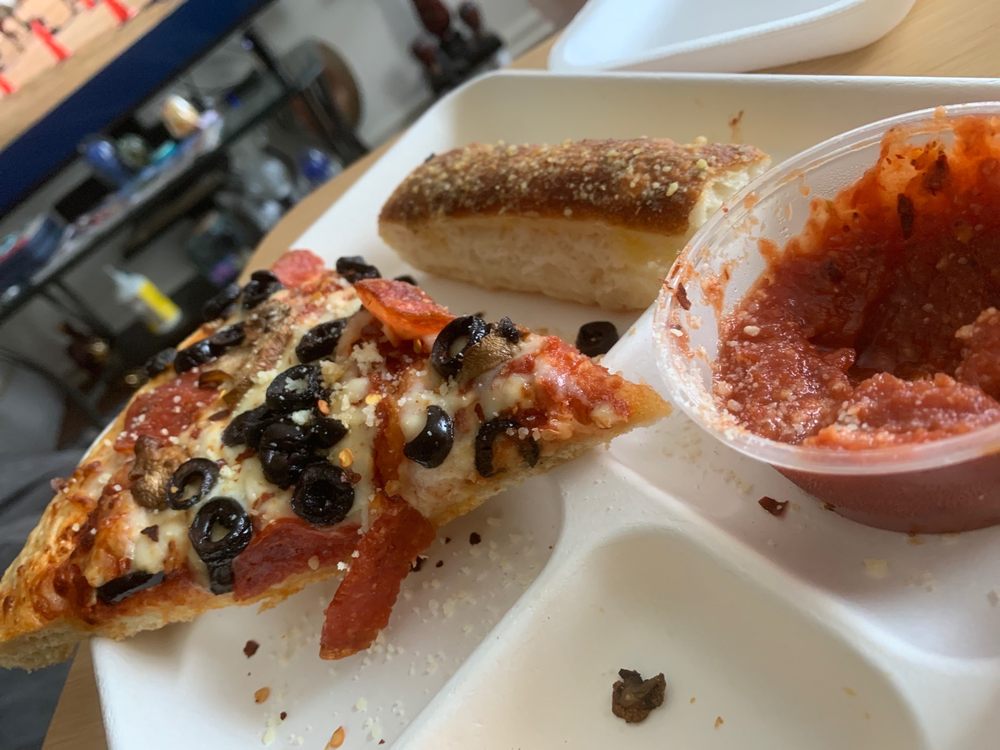 PIZZA HUT 17 Photos & 39 Reviews 9155 Maier Rd, Laurel, Maryland