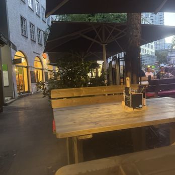 Salzkammer - Exterior seating - Austrian Near Me - Frankfurt, HE