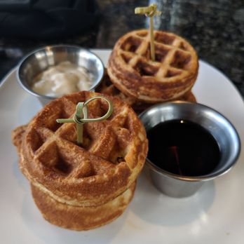 Topgolf - Chicken and waffles - Golf Near Me - Charlotte, North Carolina Topgolf - Chicken and waffles - Golf Near Me - Charlotte, North Carolina