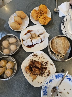 Vinh Kee Chinese Restaurant by null
