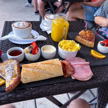 Vanilla Espresso French Café - Cappuccino, Orange Juice, Quiche, Breakfast Combo - Breakfast & Brunch Near Me - Miami Lakes, Florida