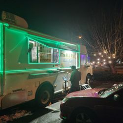 The Roll Pod - Love the location,  short drive here