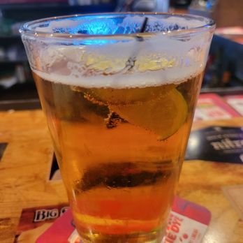 Cold Beers & Cheeseburgers - Modelo on Special !! 16oz draft for $5 - American Near Me - Chandler, Arizona
