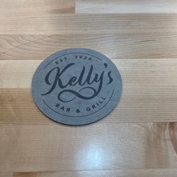 Kelly's Bar & Grill - Bar area