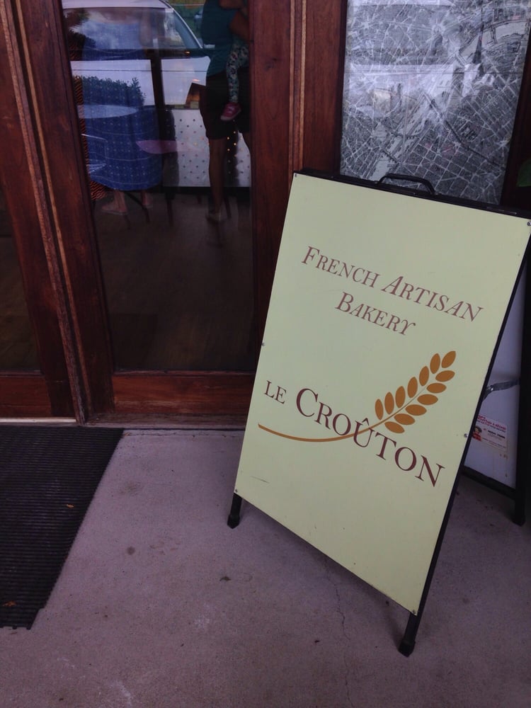 LE CROÛTON BOULANGERIE PÂTISSERIE 227 Kamerunga Rd, Freshwater