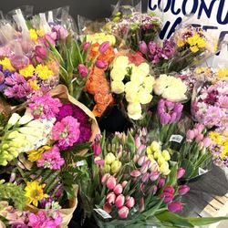 Sunflower Market - Not Just A 'Supermarket'- But They Also Carry Blooms