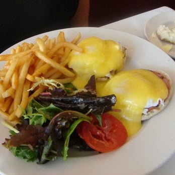 Petit Robert Bistro - Eggs benedict - French Near Me - Boston, Massachusetts Petit Robert Bistro - Eggs benedict - French Near Me - Boston, Massachusetts