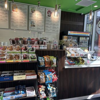 Emerald City Smoothie - Juice Bars & Smoothies Near Me - Bellevue, Washington