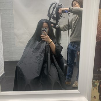 Hare Studio - When Effie blows my hair - Hair Salons Near Me - New York , New York