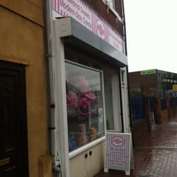 Polly's Candy Shop