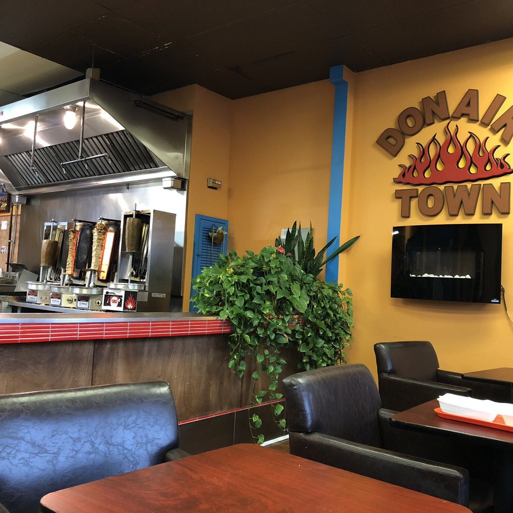 Fresh, quick and very friendly staff. I come here often and I noticed that they're pretty consistent.