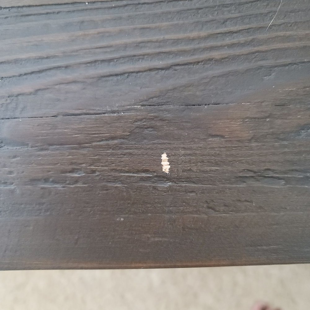 WeDo Movings - Scratch on coffee table - Movers Near Me - San Mateo, California WeDo Movings - Scratch on coffee table - Movers Near Me - San Mateo, California