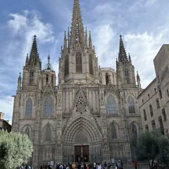 Catedral de Barcelona - Barcelona Cathedral. - Landmarks & Historical Buildings Near Me - Barcelona, B Catedral de Barcelona - Barcelona Cathedral. - Landmarks & Historical Buildings Near Me - Barcelona, B