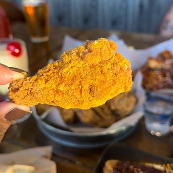 Angry Chicken - Snow cheese classic wings - Chicken Wings Near Me - Aurora, Colorado