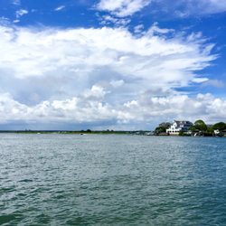 Aloha Tiki Charters - Intracoastal views on tiki charter