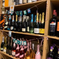 LA Bella Vita Wines & Liquors