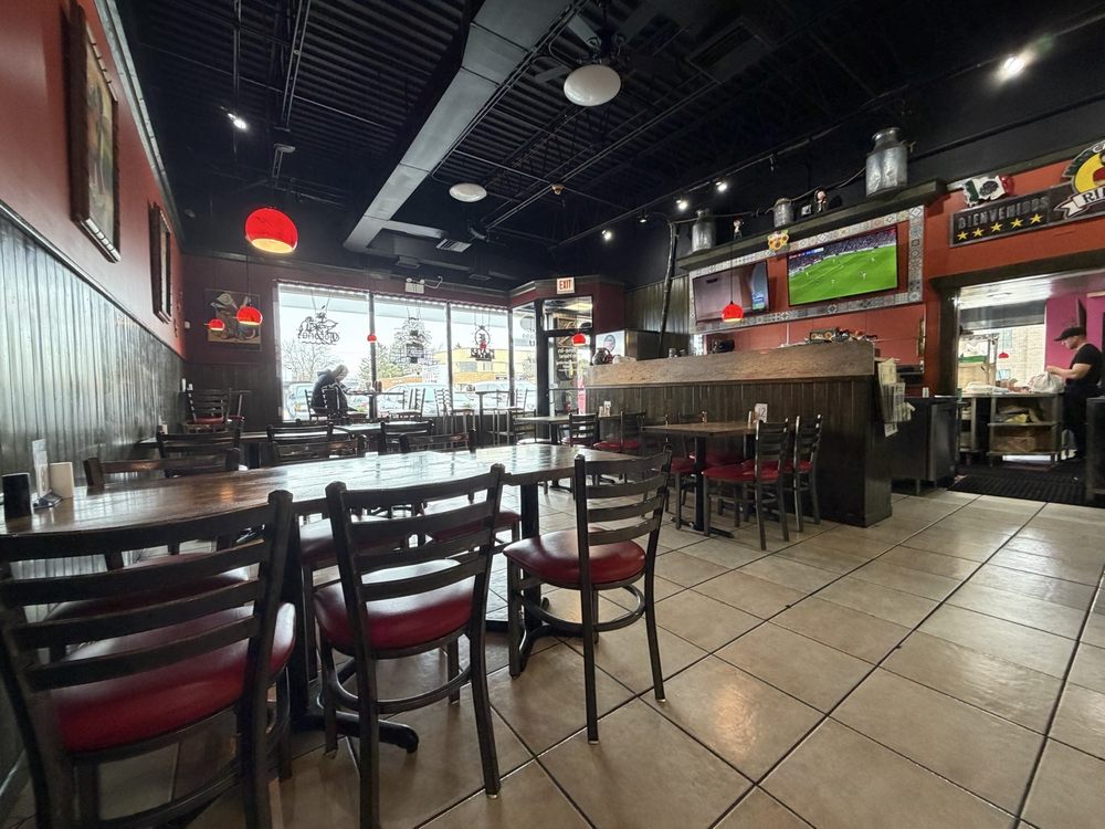 Rikys Mexican Grill