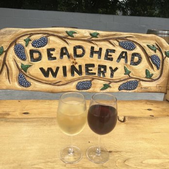 Dead Head Winery - Music Venues Near Me - Monongahela, Pennsylvania