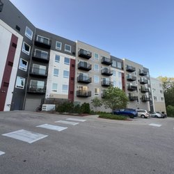 Red44 Apartments