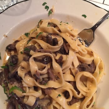 Briciola - Fettuccini Funghi - Italian Near Me - New York, New York