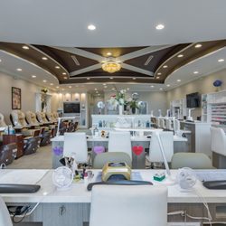 La Vie En Nail Spa