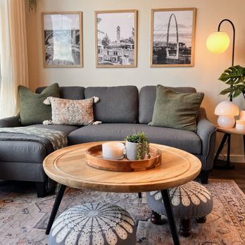 Suite Venture Housing - Every home is fully furnished, with custom, local art and homey touches. - Vacation Rentals Near Me - Spokane, Washington Suite Venture Housing - Every home is fully furnished, with custom, local art and homey touches. - Vacation Rentals Near Me - Spokane, Washington